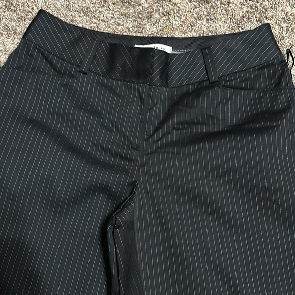 WHITE HOUSE BLACK MARKET Contour Curvy Fit Flare Leg Trouser Size 4 Black - Picture 3 of 9